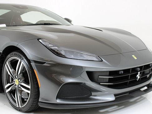 Certified 2022 Ferrari Portofino M RWD image 15