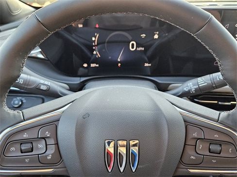 New 2025 Buick Envista Avenir image 22