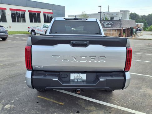 Used 2025 Toyota Tundra SR5 AWD/4WD image 25