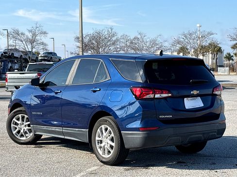 Used 2023 Chevrolet Equinox LS w/ LS Convenience Package image 25