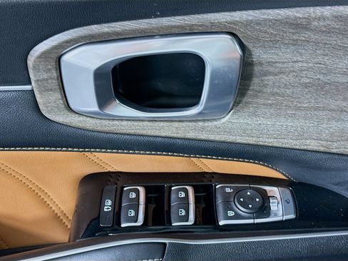 Certified 2021 Kia Sorento SX Prestige AWD/4WD image 24
