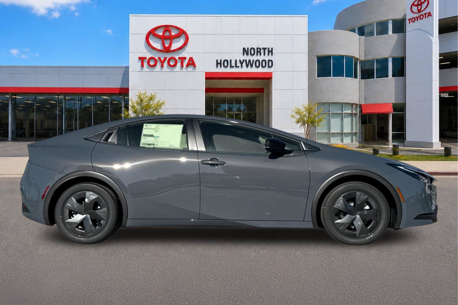New 2027 Toyota Prius LE FWD image 8