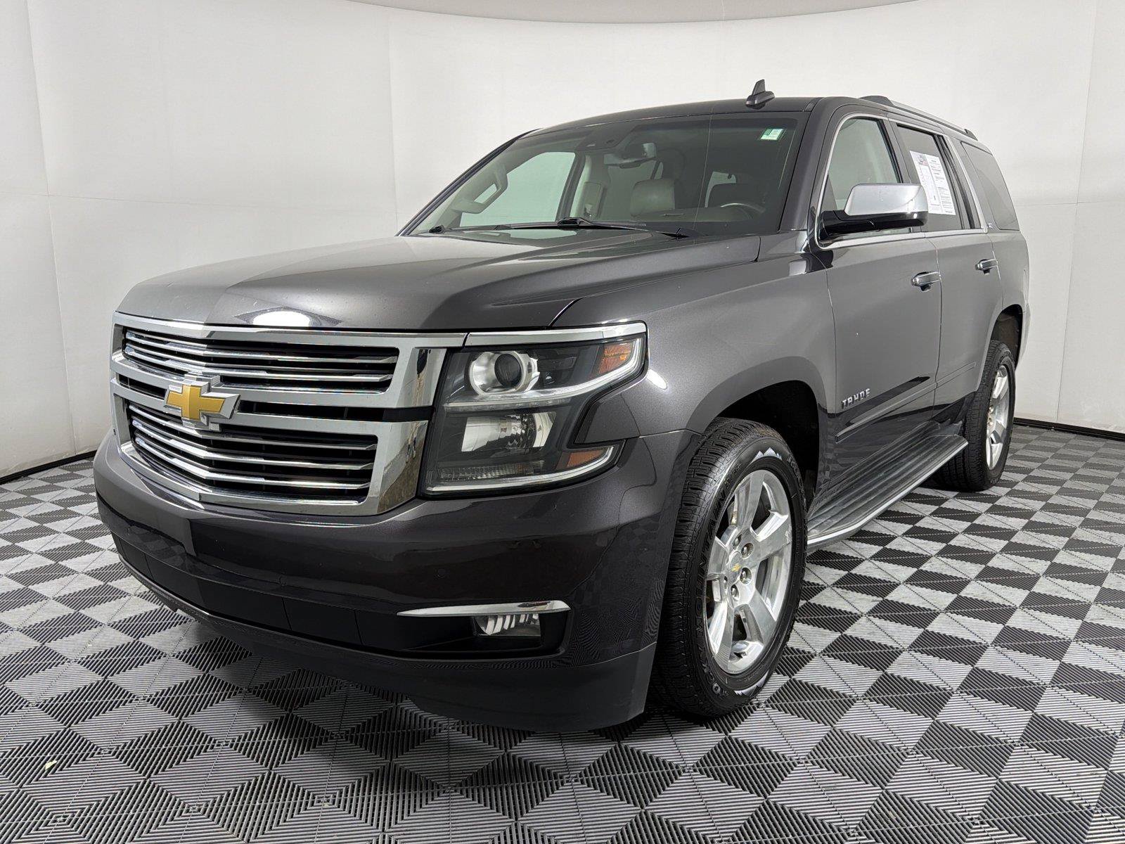 Used 2015 Chevrolet Tahoe LTZ RWD image 3