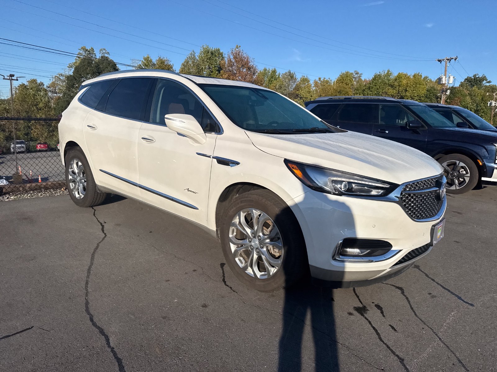Used 2019 Buick Enclave Avenir AWD/4WD image 6