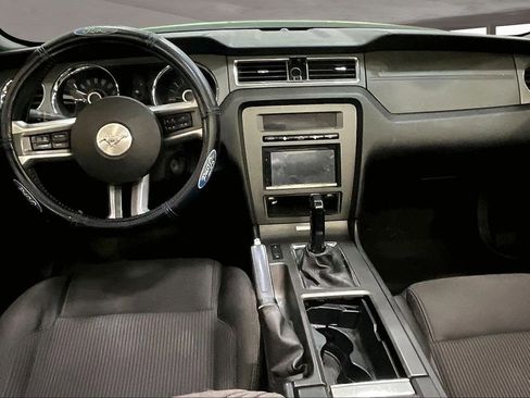 Used 2013 Ford Mustang GT image 13