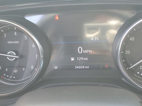 Used 2022 Buick Encore GX Select w/ Sport Touring Package FWD image 26