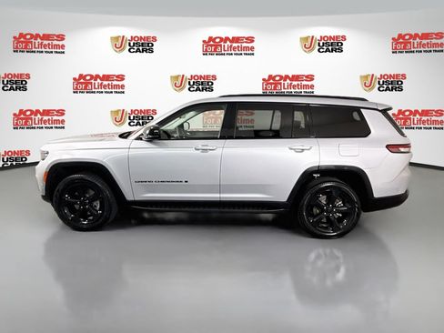 Used 2023 Jeep Grand Cherokee L Limited w/ Luxury Tech Group II AWD/4WD image 16