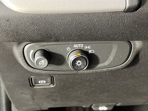 Used 2020 GMC Terrain SLE image 10