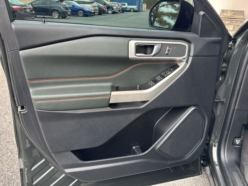 Used 2022 Ford Explorer Timberline image 14