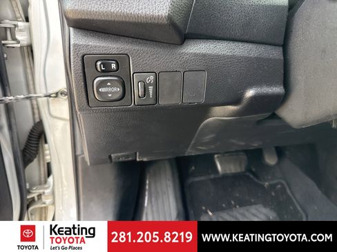 Used 2014 Toyota Corolla S image 12