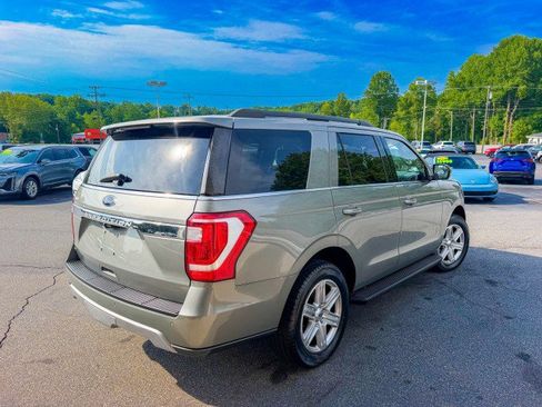 Used 2019 Ford Expedition XLT w/ Equipment Group 201A RWD image 4