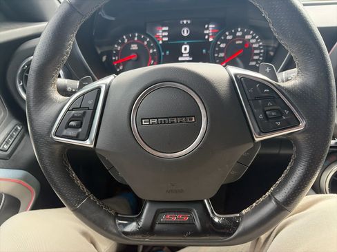 Used 2018 Chevrolet Camaro SS RWD image 16