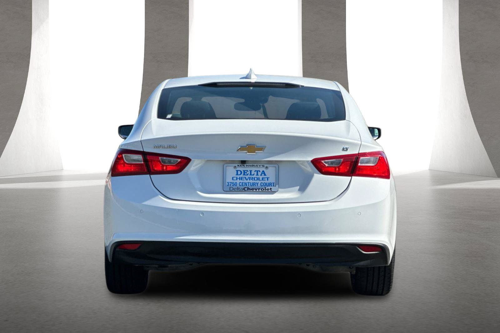 Used 2024 Chevrolet Malibu LT FWD image 5