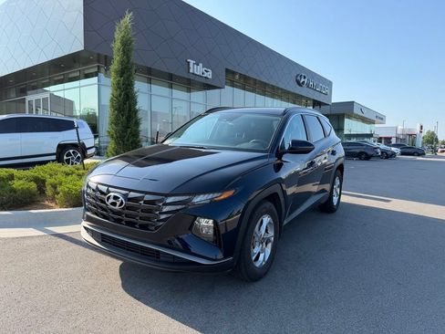 Certified 2022 Hyundai Tucson SEL FWD image 2