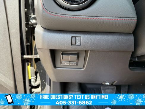 New 2025 Chevrolet Colorado Z71 image 23