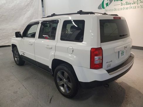 Used 2013 Jeep Patriot Latitude w/ Freedom Edition Pkg AWD/4WD image 4