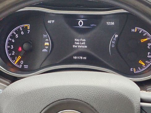 Used 2017 Jeep Grand Cherokee Overland image 13