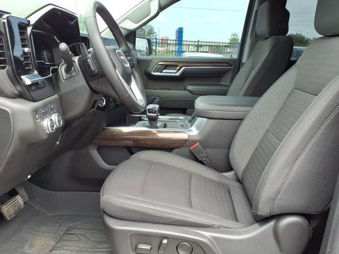 Used 2024 GMC Sierra 1500 Elevation w/ Preferred Package AWD/4WD image 23