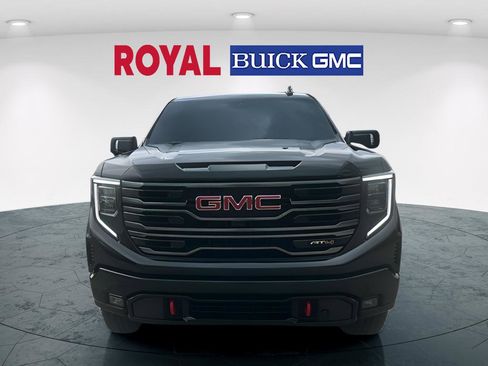 Used 2025 GMC Sierra 1500 AT4 w/ AT4 Premium Package image 2
