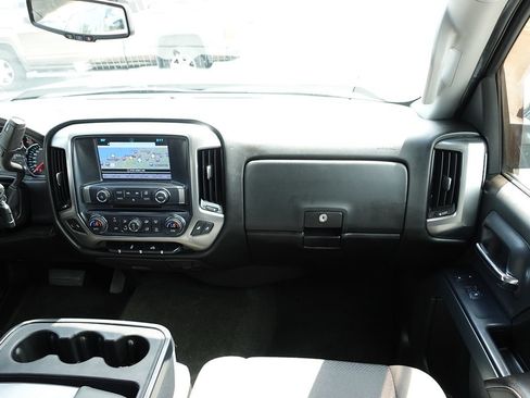 Used 2017 Chevrolet Silverado 1500 LT w/ All Star Edition AWD/4WD image 40
