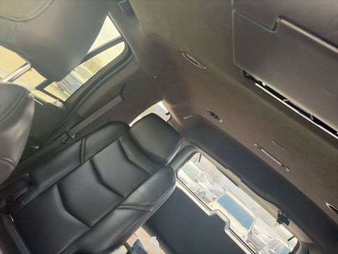 Used 2020 Cadillac Escalade Platinum image 8
