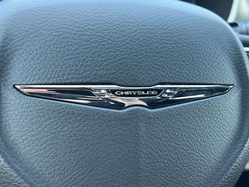 New 2026 Chrysler Pacifica Select FWD image 51