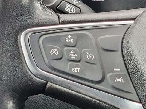 Used 2019 Chevrolet Equinox LT image 35