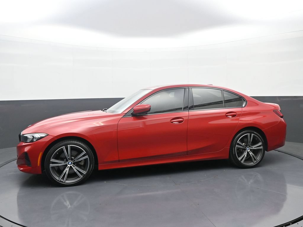 Used 2023 BMW 330i xDrive Sedan w/ Parking Assistance Package AWD/4WD image 4