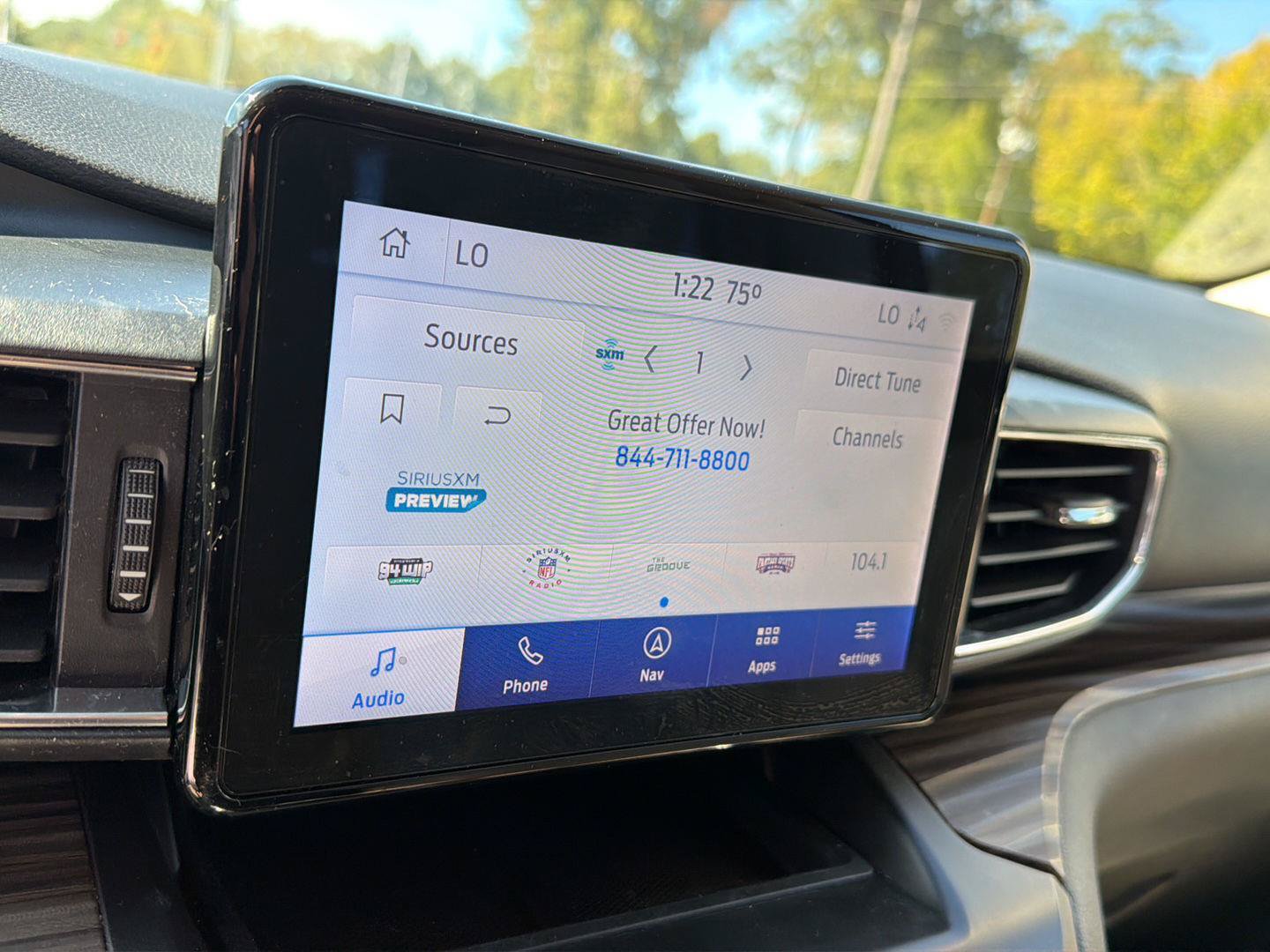 Used 2020 Ford Explorer Limited RWD image 25