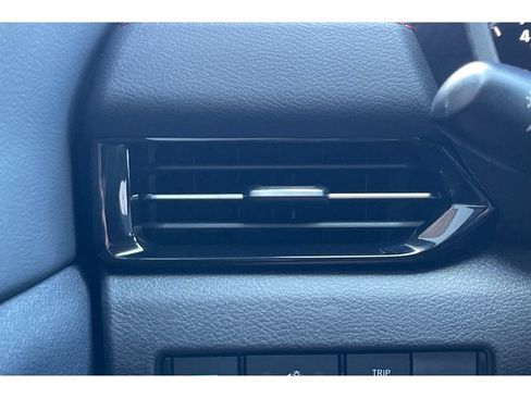 Used 2025 Nissan Sentra SR FWD image 28