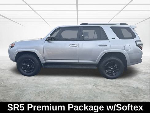 Used 2020 Toyota 4Runner SR5 Premium image 9