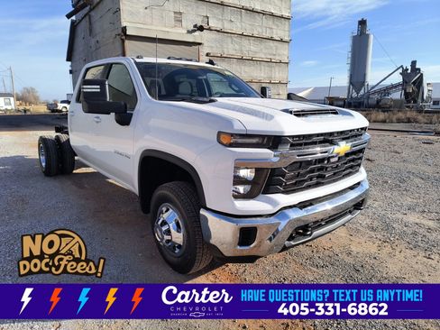 New 2026 Chevrolet Silverado 3500 LT AWD/4WD image 3
