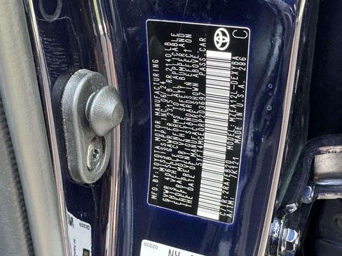 Used 2024 Toyota Corolla XSE FWD image 28