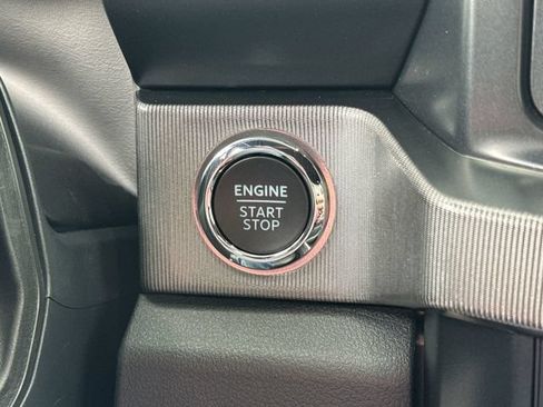 Used 2026 Ford F250 Platinum AWD/4WD image 18