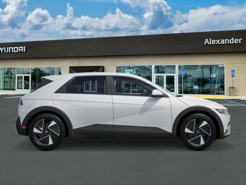 New 2026 Hyundai Ioniq 5 SE RWD image 7