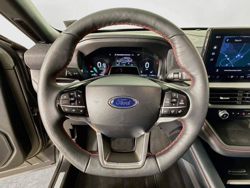 Used 2025 Ford Explorer ST-Line AWD/4WD image 4