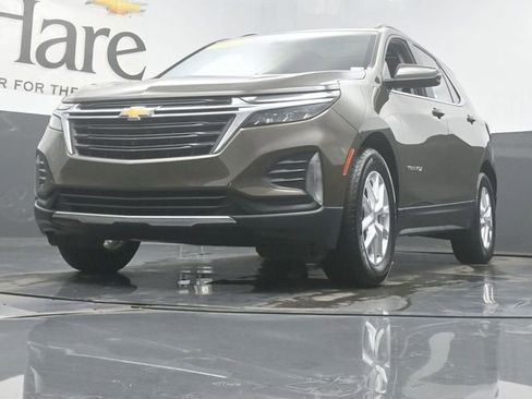 Used 2024 Chevrolet Equinox LT FWD image 4