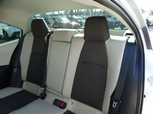 Used 2025 Toyota Corolla LE image 20