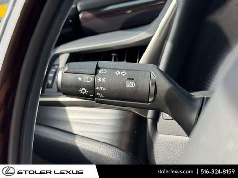 Used 2019 Lexus ES 350 w/ Premium Package FWD image 24
