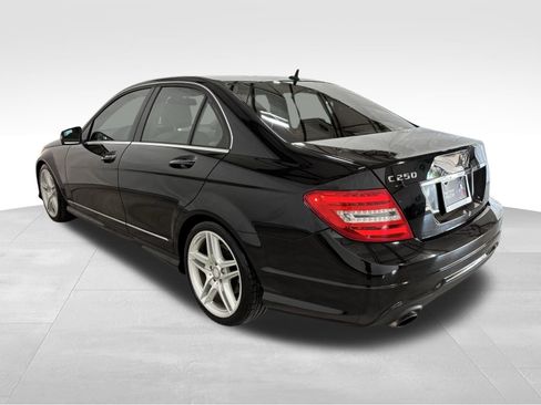 Used 2013 Mercedes-Benz C 250 Sedan image 8