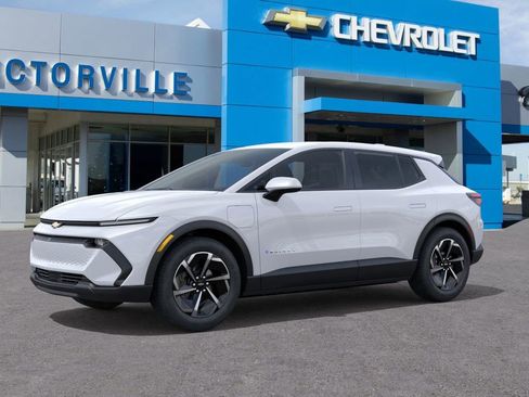 New 2026 Chevrolet Equinox EV LT image 2