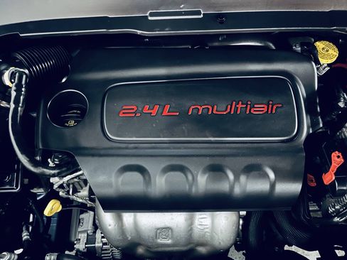 Used 2021 Jeep Compass Limited FWD image 38