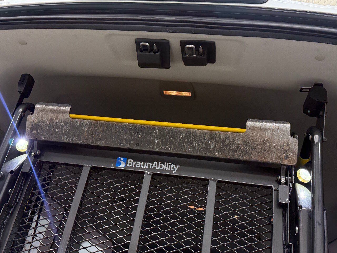 Used 2020 Ford Transit 350 XL RWD image 33