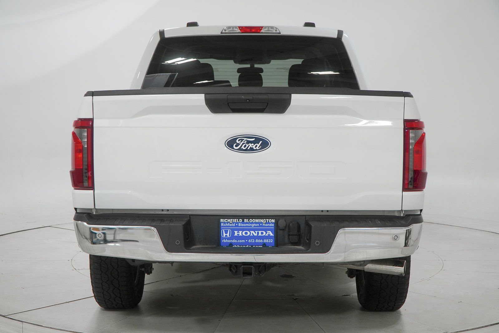 Used 2025 Ford F150 XLT w/ Equipment Group 301A Standard AWD/4WD image 8