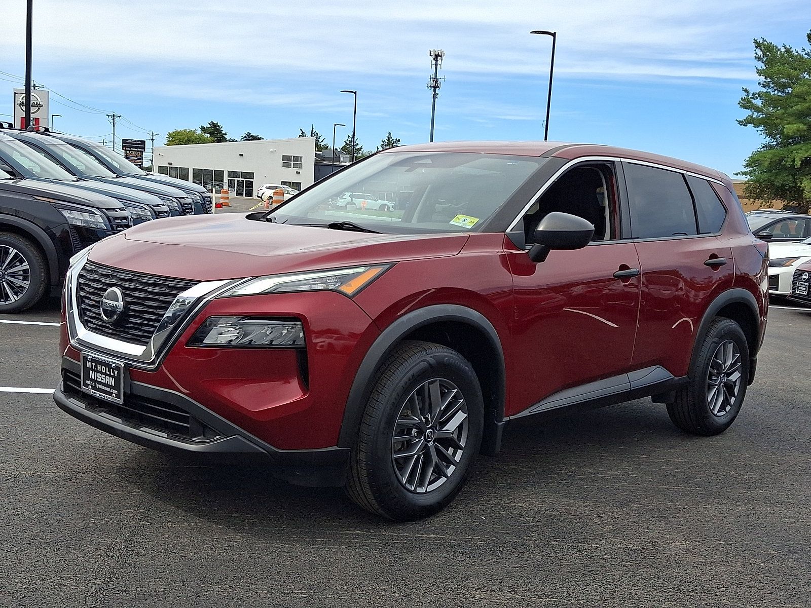 Certified 2021 Nissan Rogue S AWD/4WD image 3