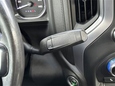 Used 2021 GMC Sierra 1500 Elevation w/ Preferred Package image 19