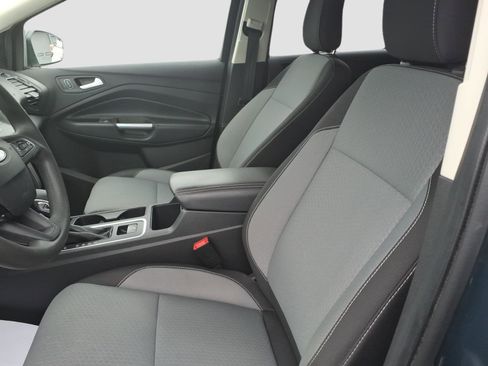 Used 2019 Ford Escape SE image 8