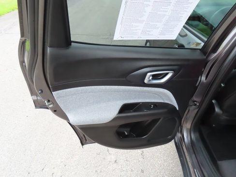 Certified 2023 Jeep Compass Latitude AWD/4WD image 24