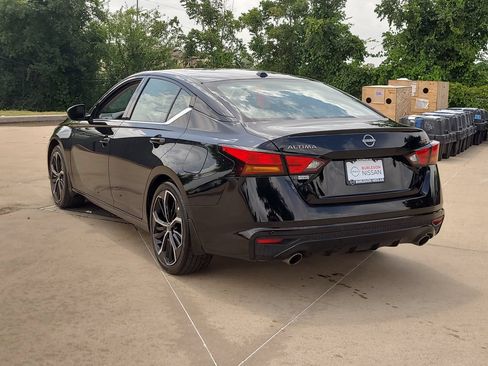 Certified 2024 Nissan Altima 2.5 SR FWD image 2