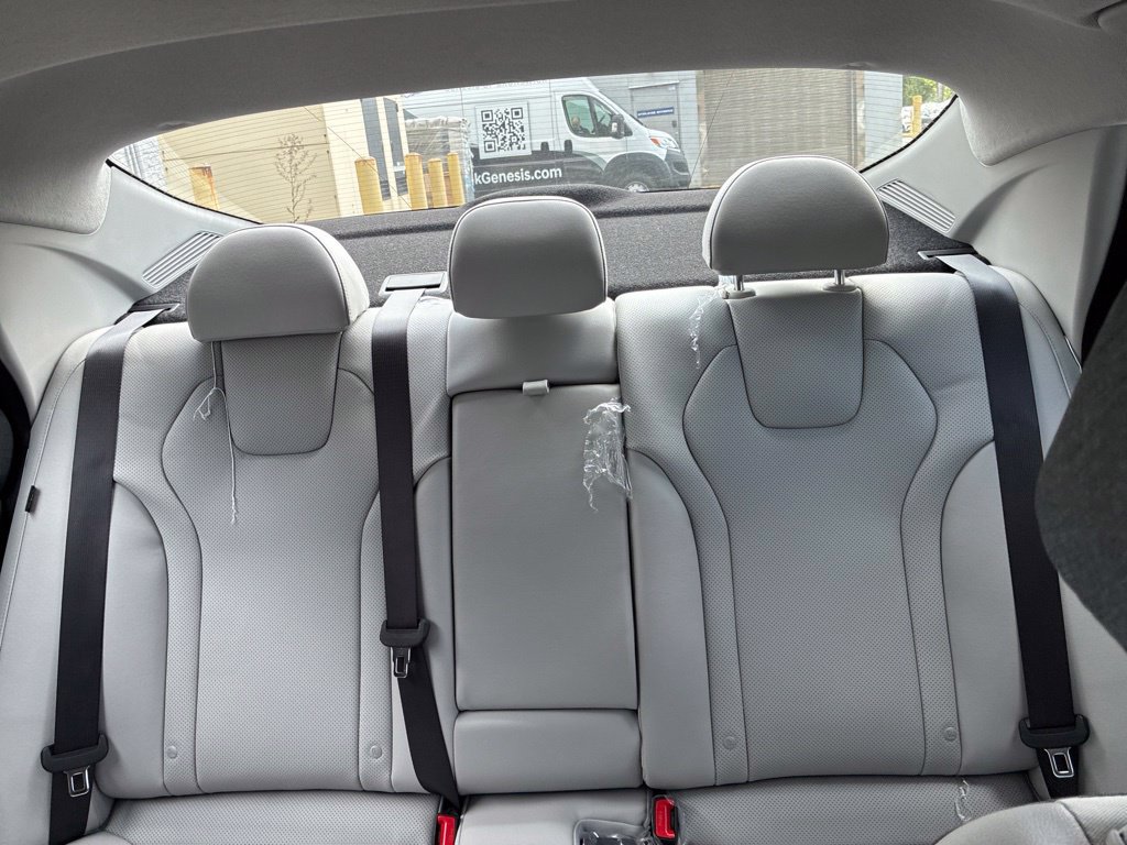 New 2026 Hyundai Elantra SEL Sport FWD image 12
